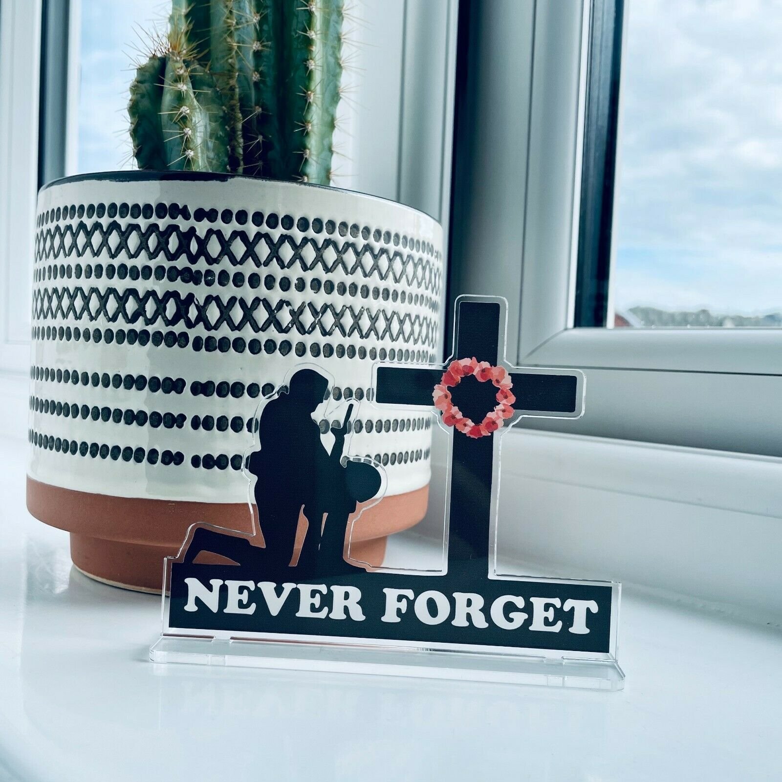 Adesivo Murale 'Lest We Forget' Con Papavero E Soldato - Remembrance Sunday - Vinile Autoadesivo Grande 280x220mm - Decorazione Per Armistice Day - 4